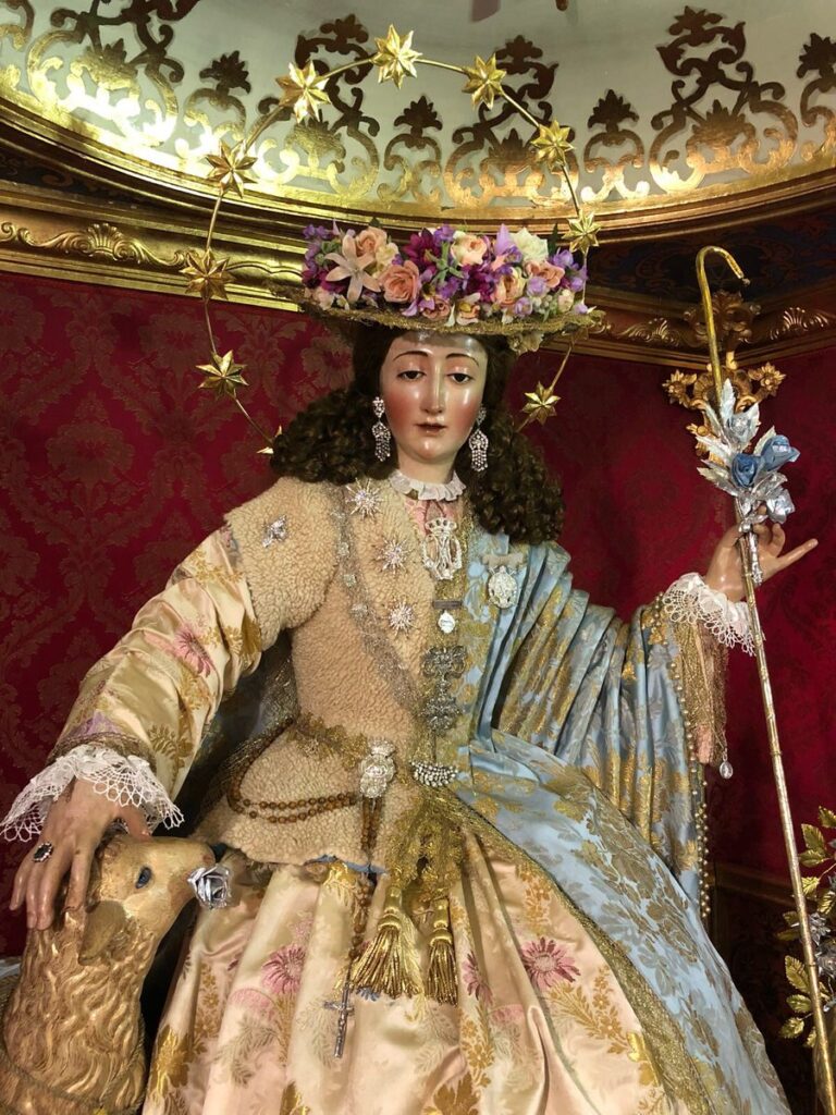 23 Divina Pastora de Santa Marina Sevilla